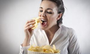 Pokarmy, które powodują otyłość: te produkty tylko wydają się zdrowe